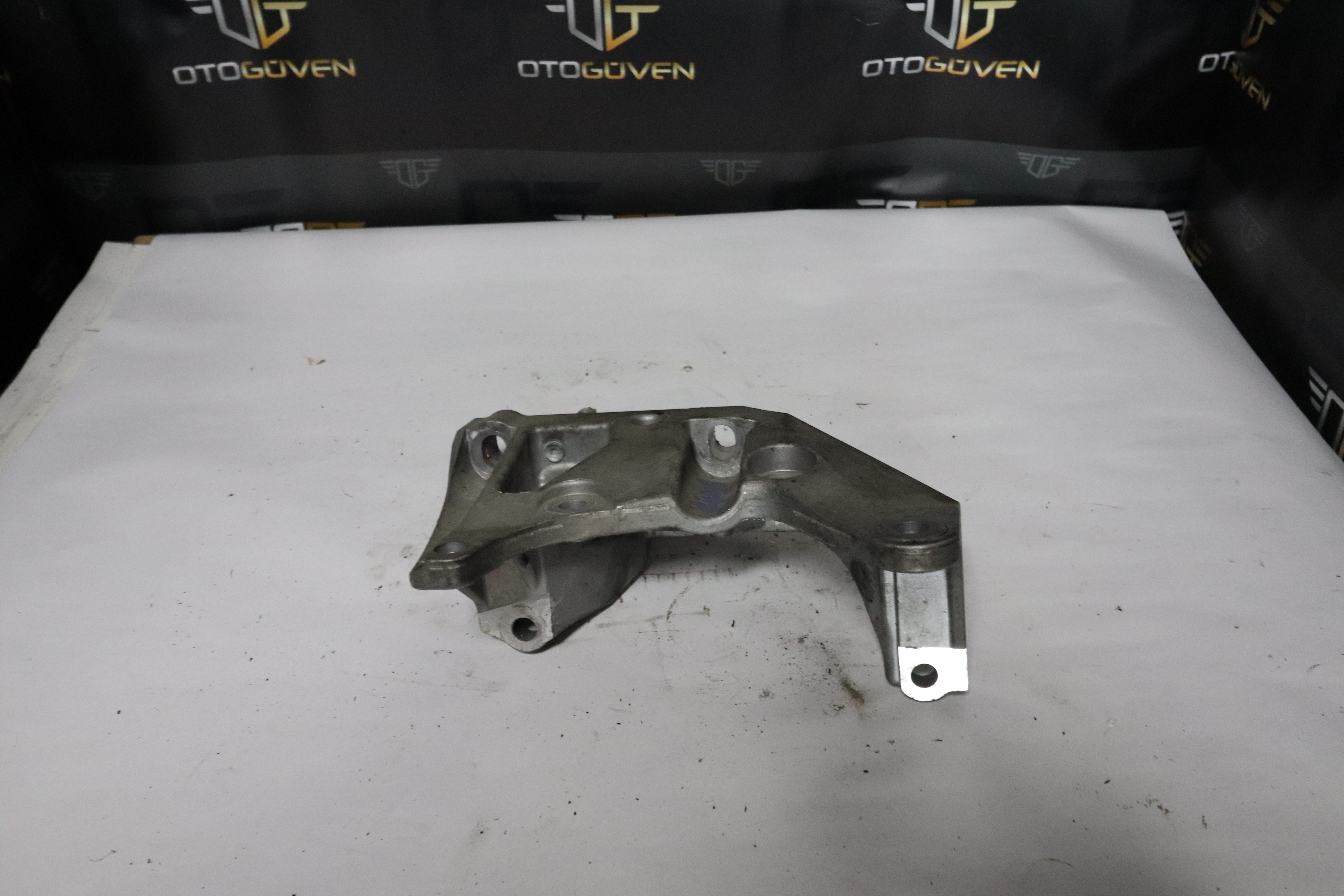 CUSTOM ŞANZIMAN ÜST KULAK