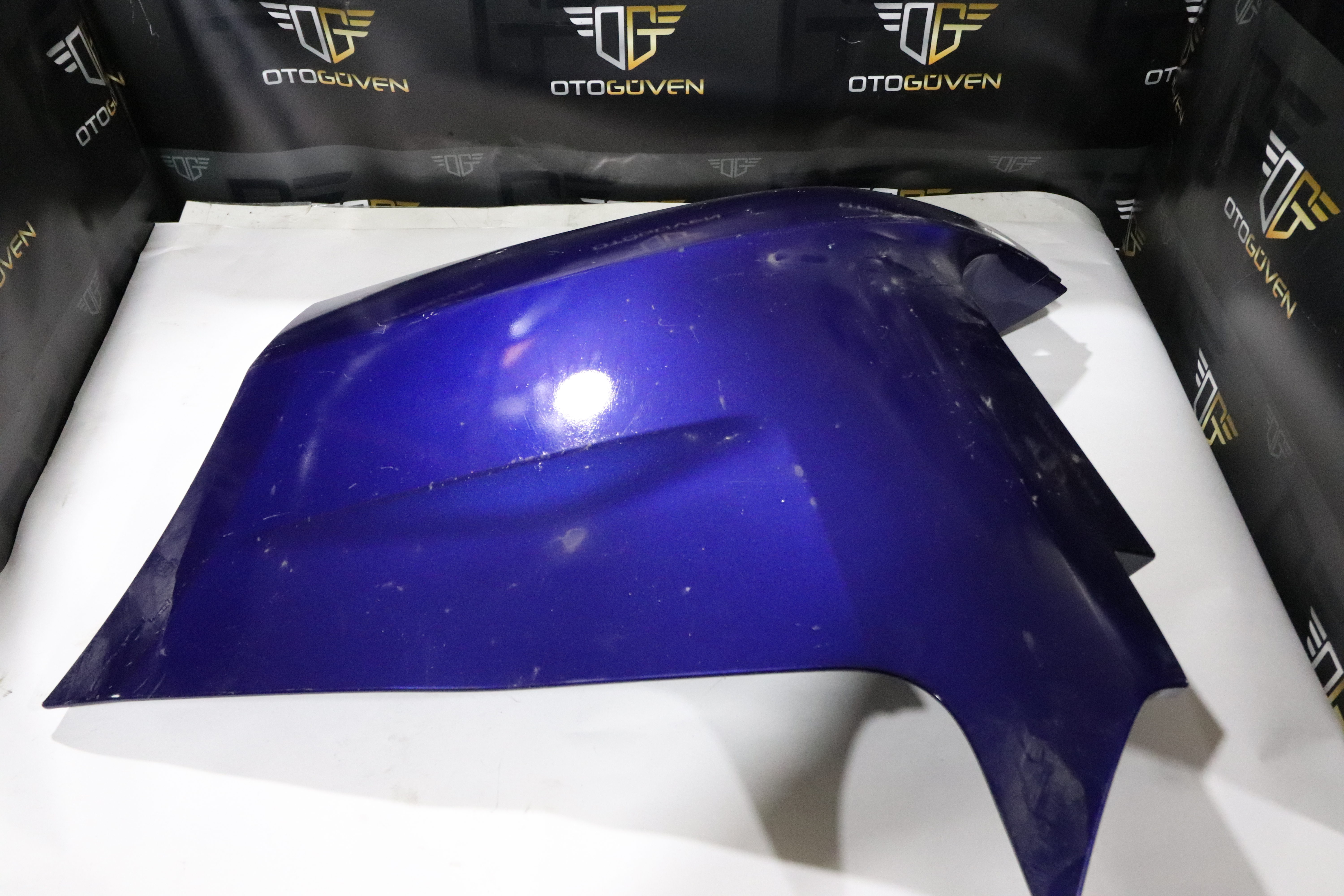 CUSTOM SIFIR ARKA TAMPON KÖŞESİ