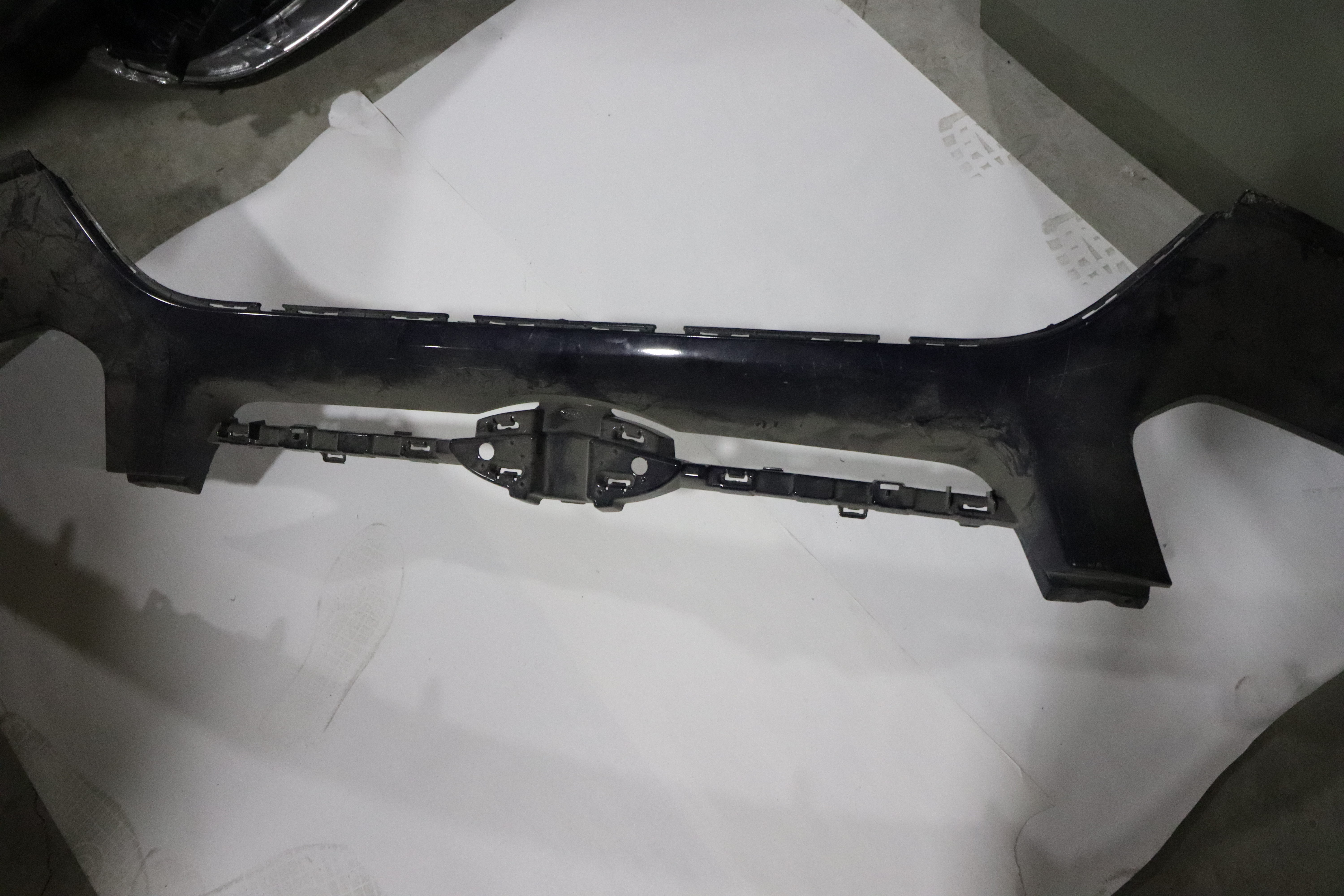 CUSTOM SIFIR ÜST BIYIK