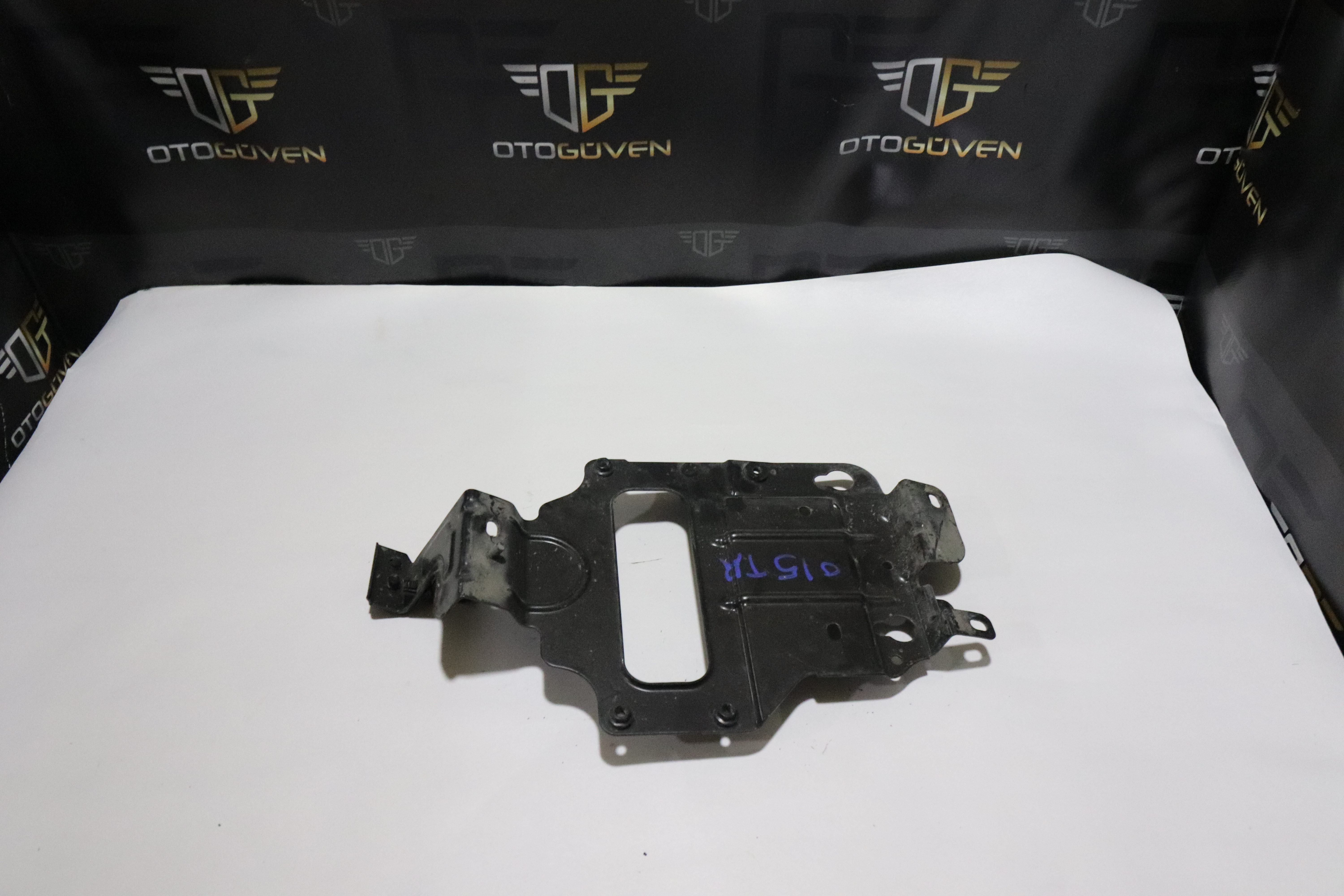 FORD CUSTOM ABS BEYİN ALT SACI