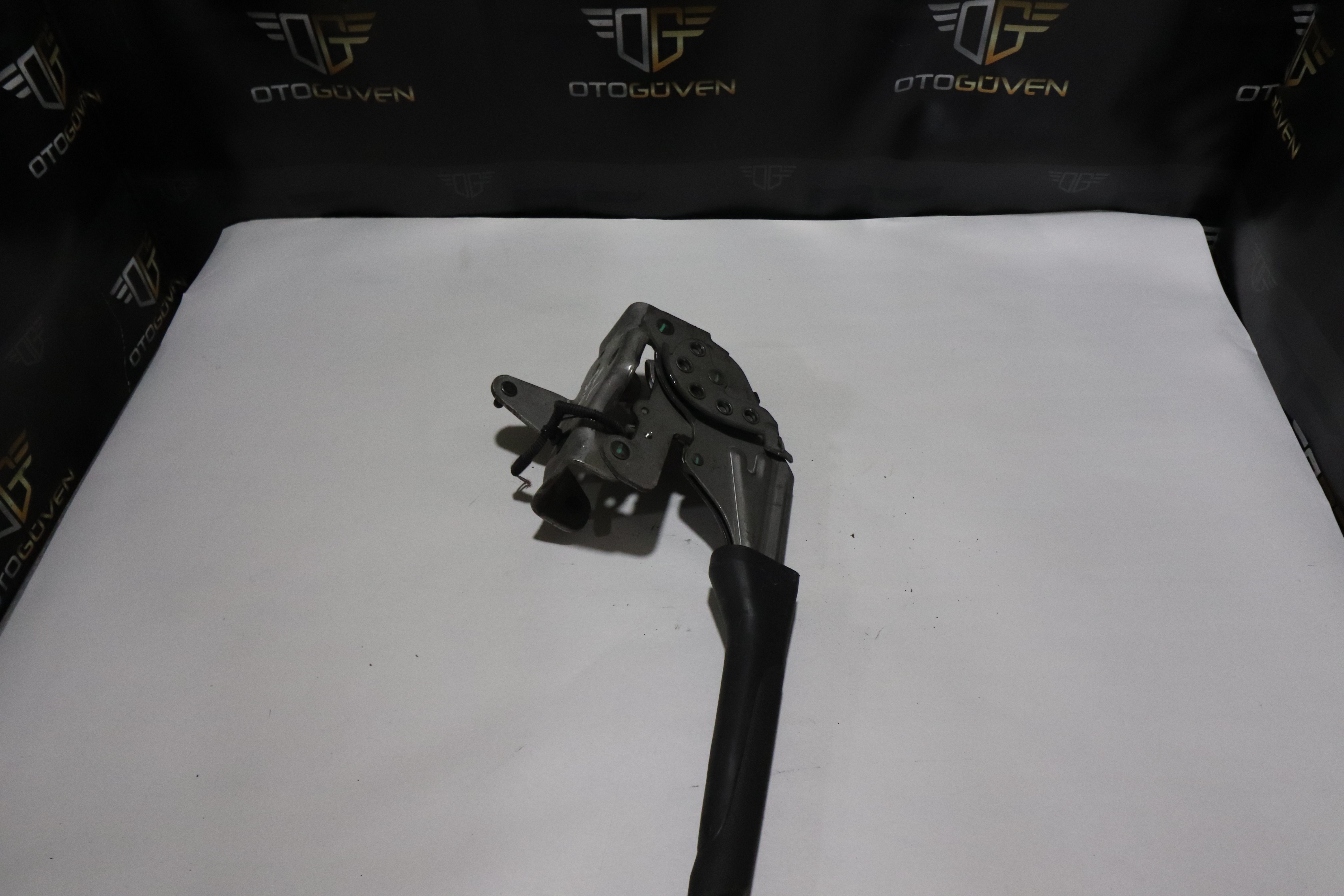 FORD CUSTOM EL FREN KOLU