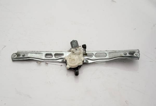 FORD TRANSİT 363 CAM KRİKOSU