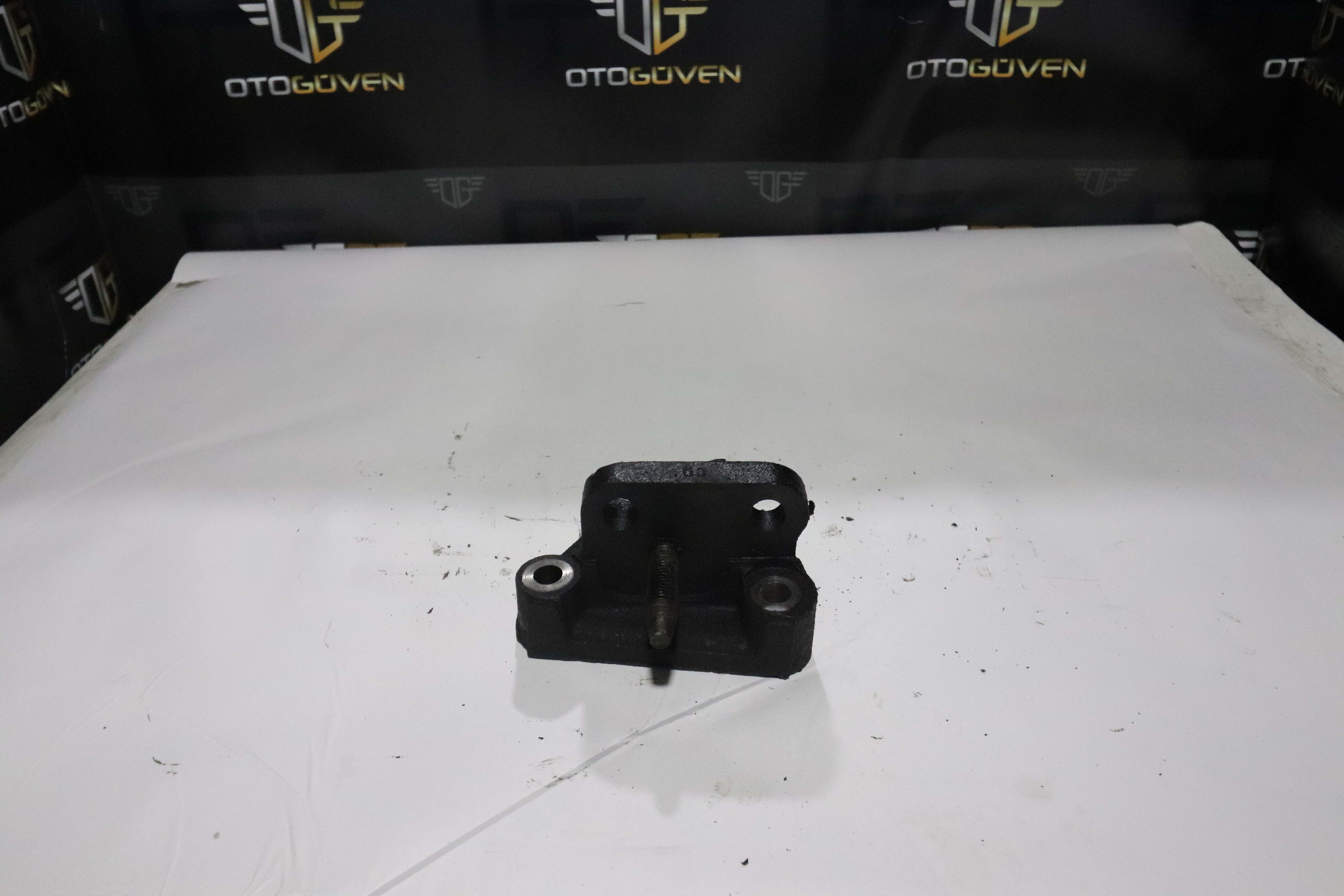 TRANSİT ÖNDEN ÇEKER 2000 ŞANZIMAN KULAĞI