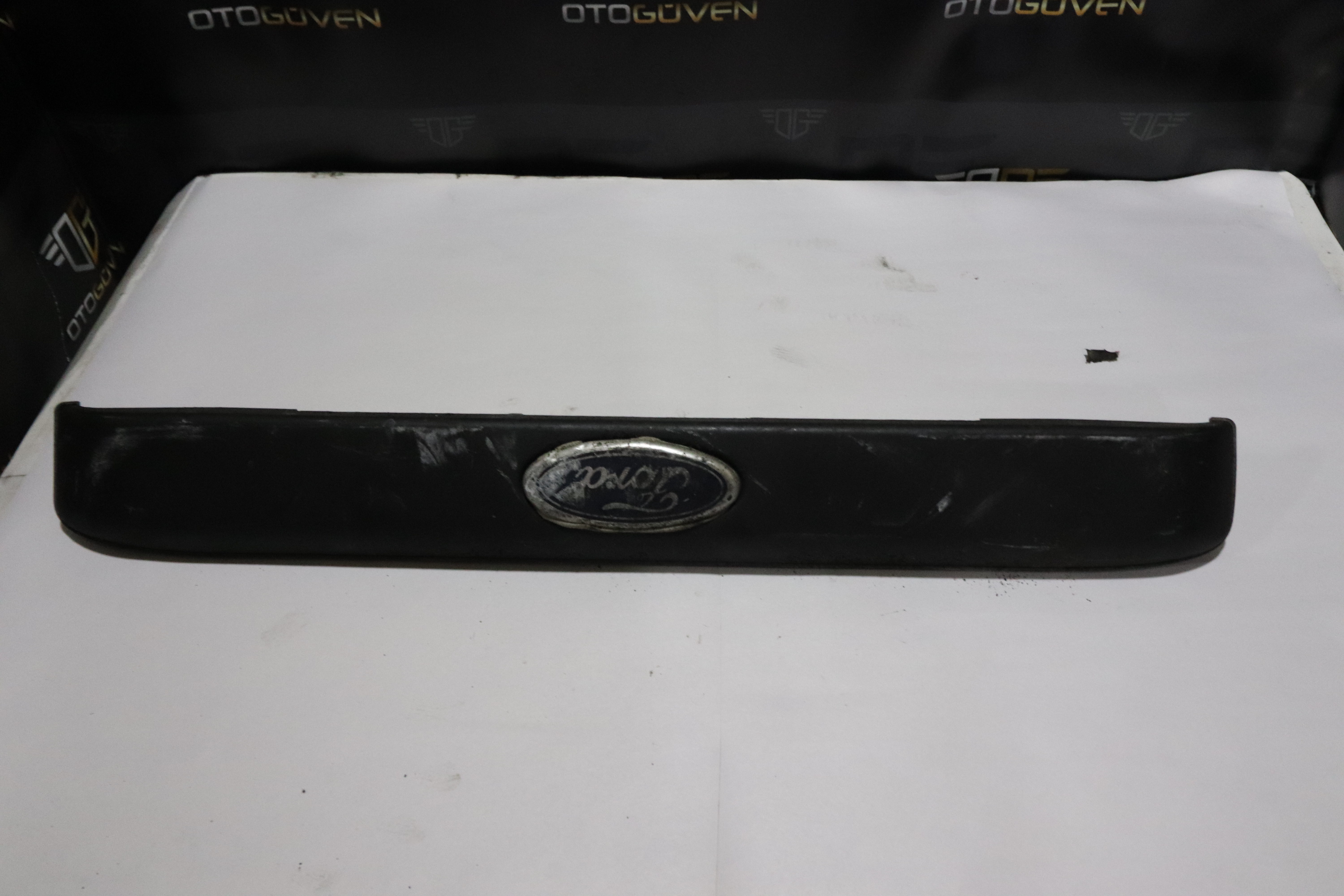 TRANSİT V184 ARKA BAGAJ DIŞ PLASTİK