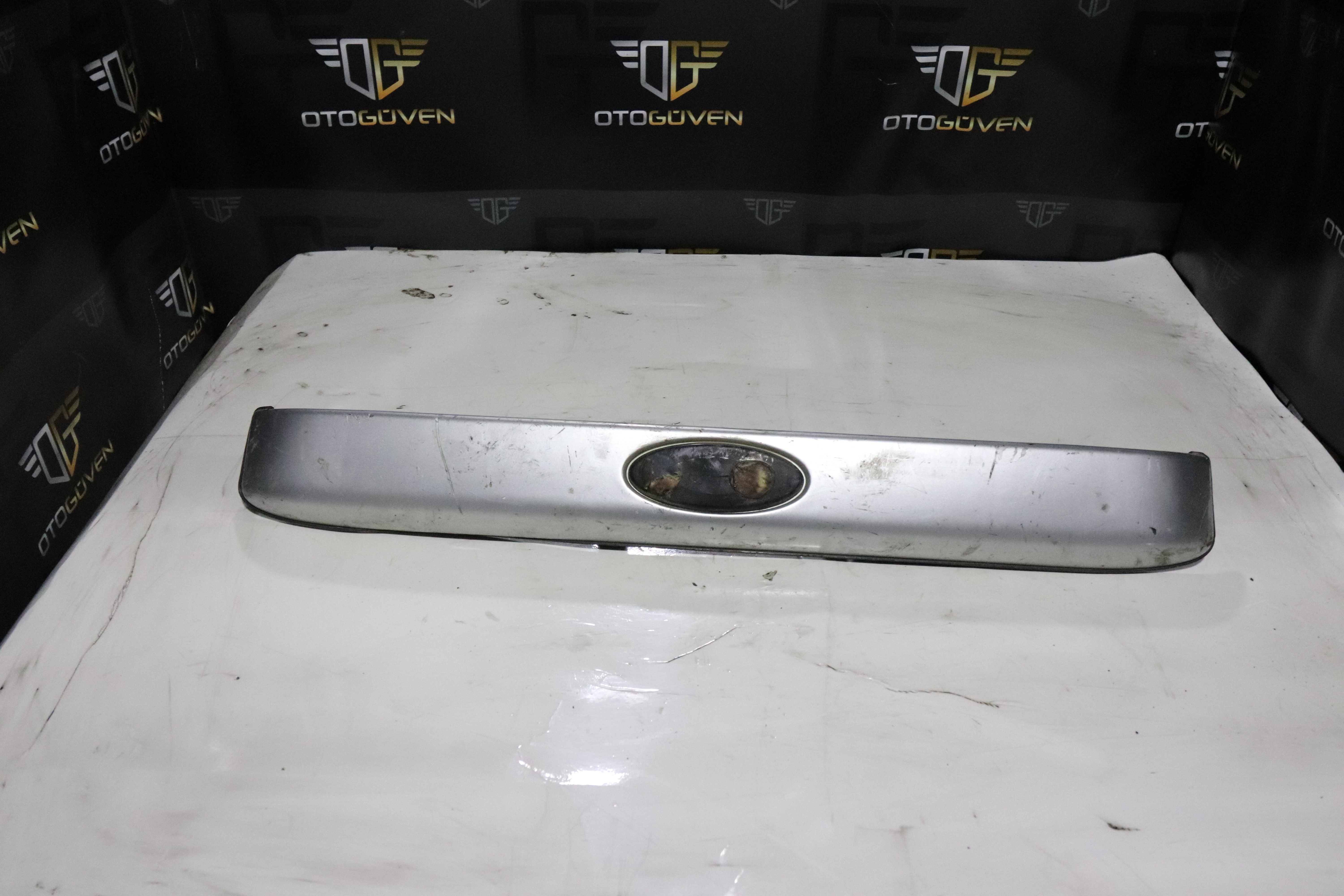 TRANSİT V184 ARKA BAGAJ PLASTİĞİ