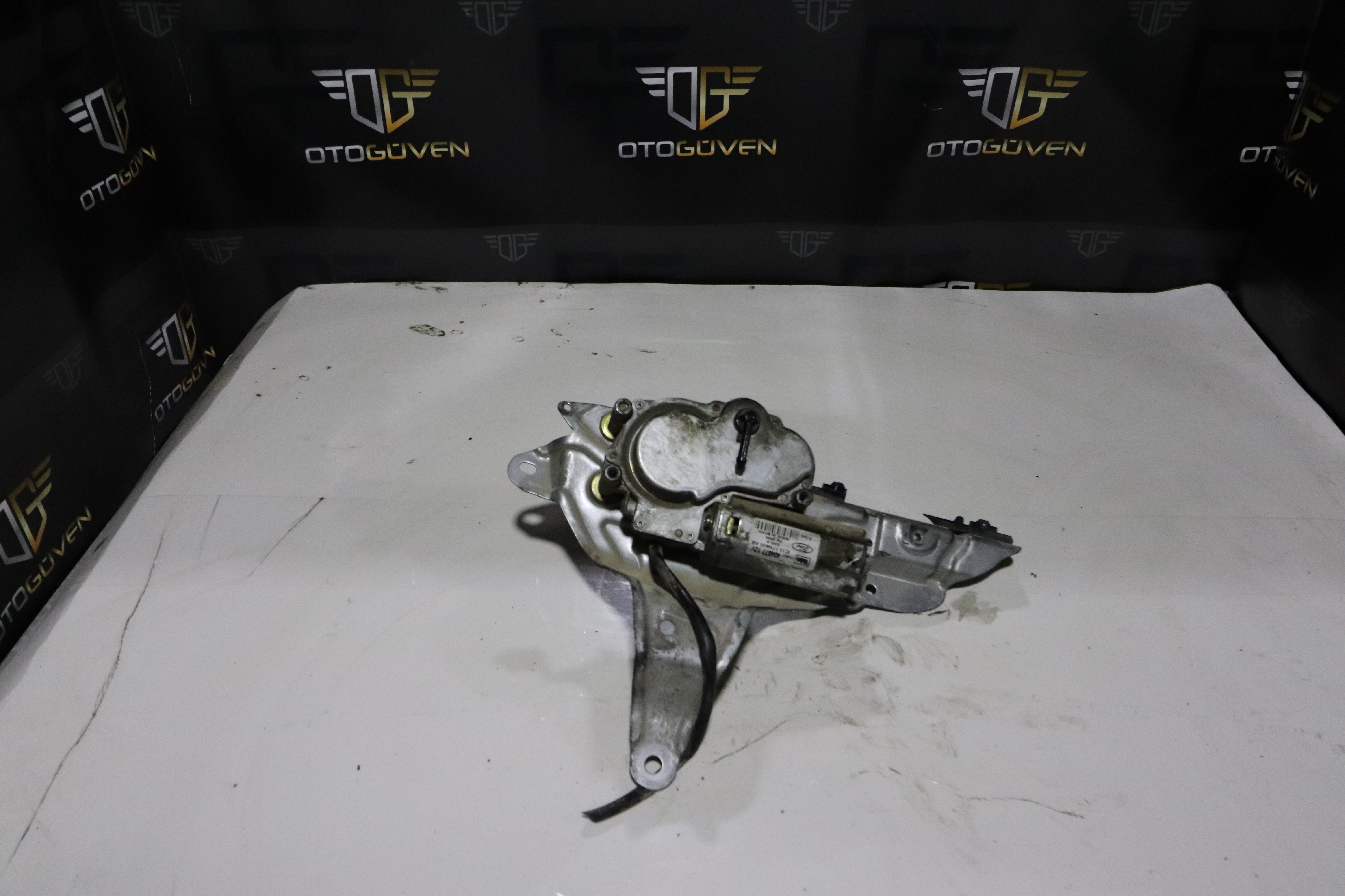 TRANSİT V184 ARKA CAM SİLECEK MOTORU