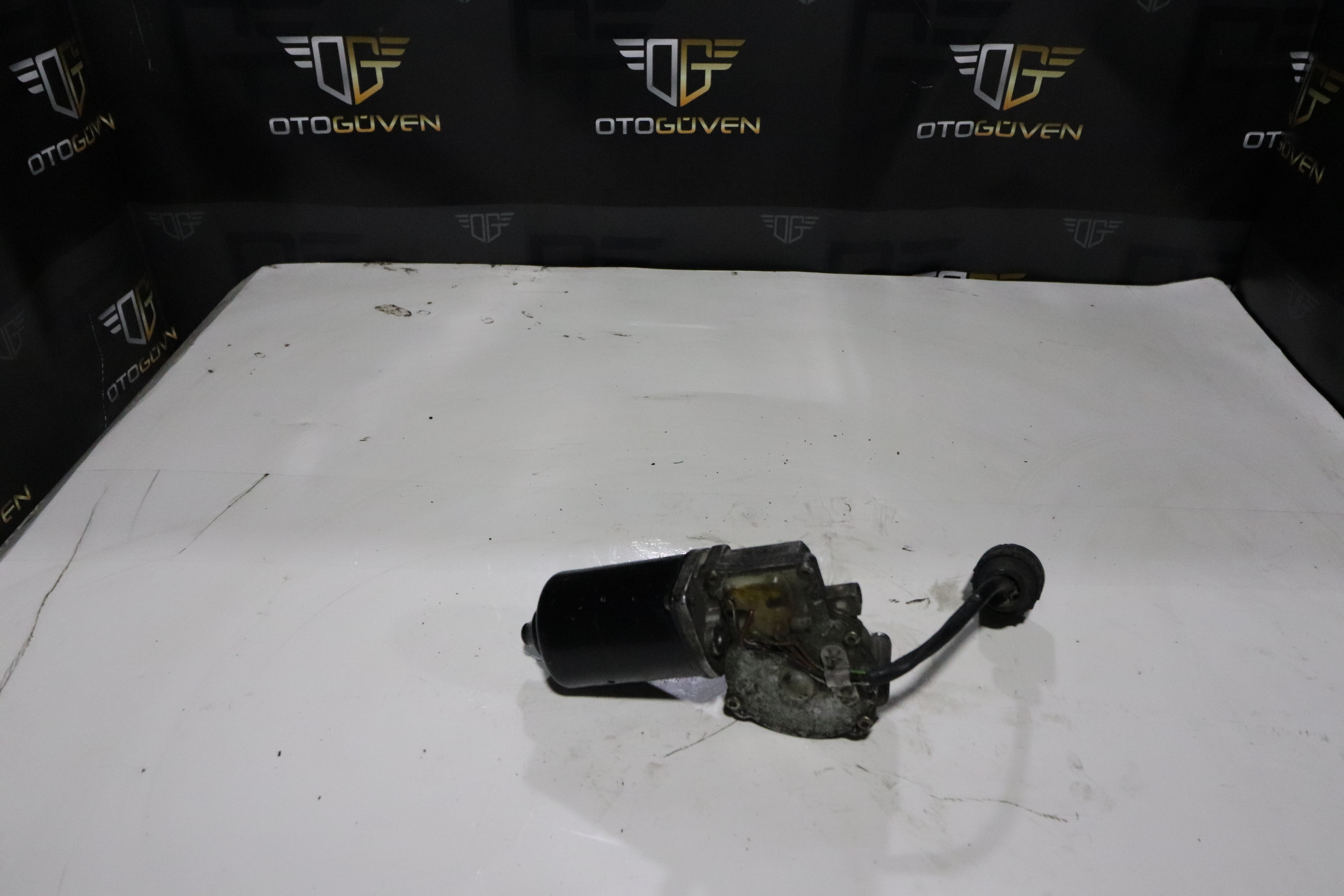 TRANSİT V184 CAM SİLECEK MOTORU,