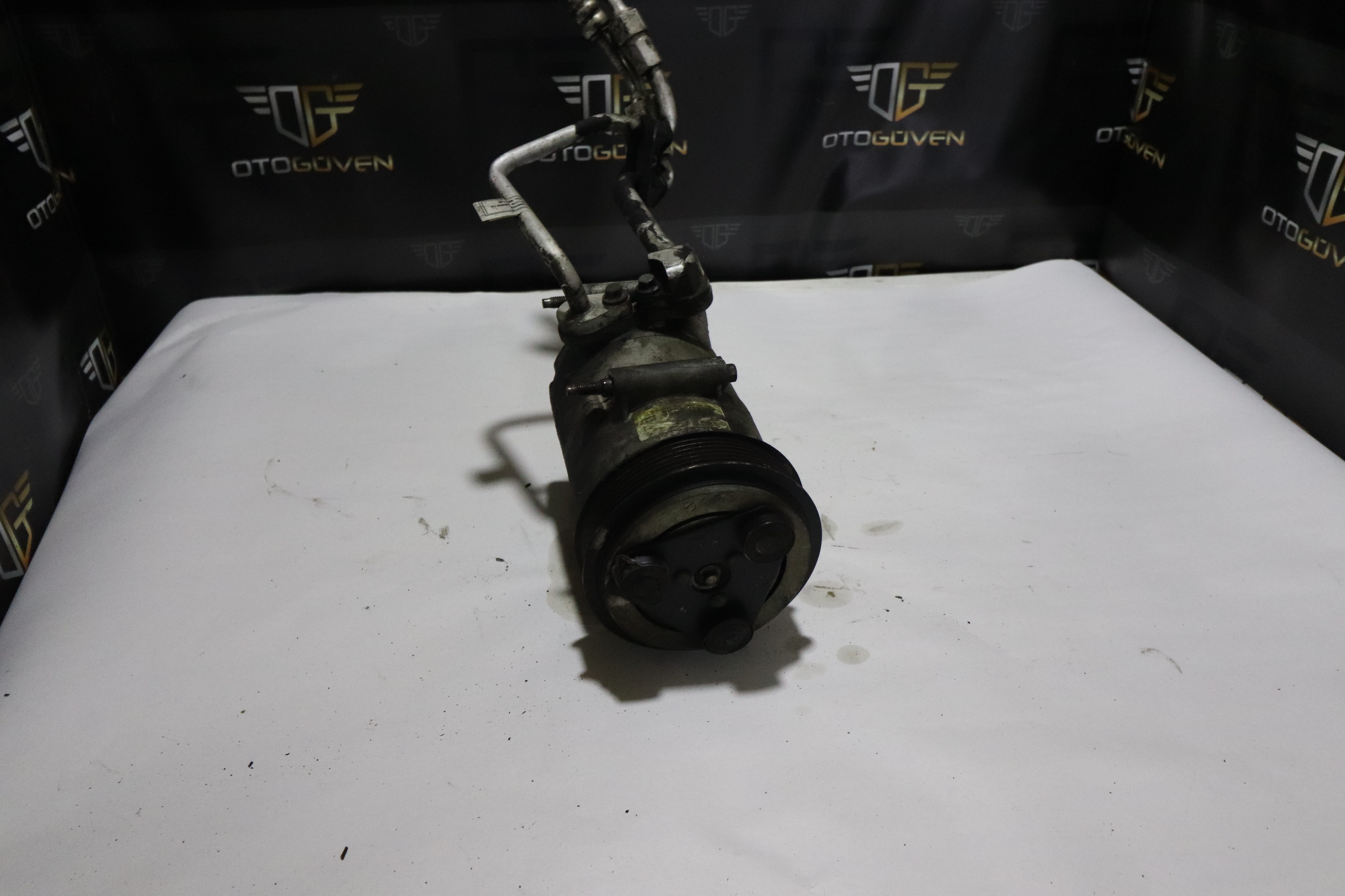 TRANSİT V184 KLİMA KOMPRESÖRÜ