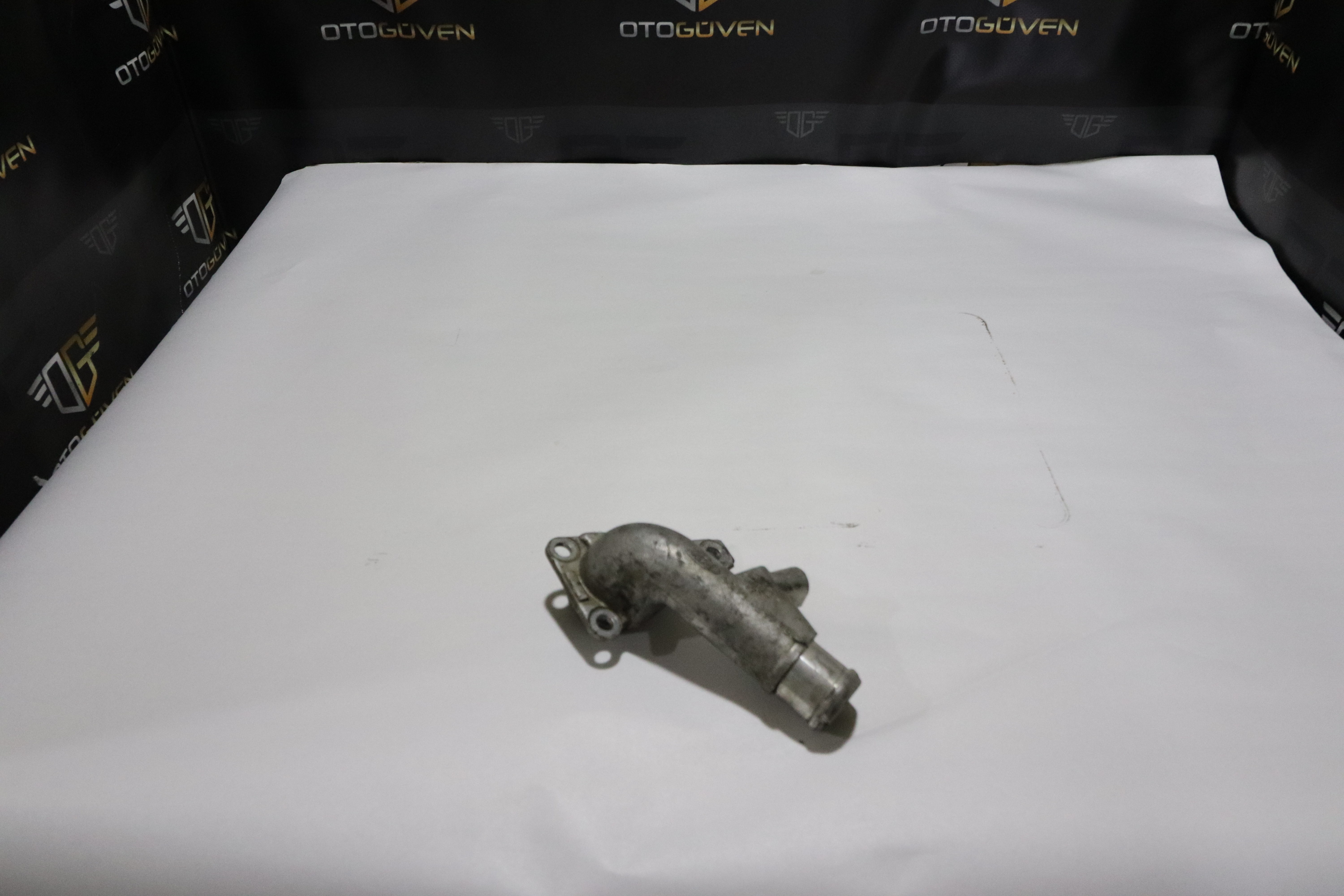 TRANSİT V184 ÖN KAPAK SU BORUSU