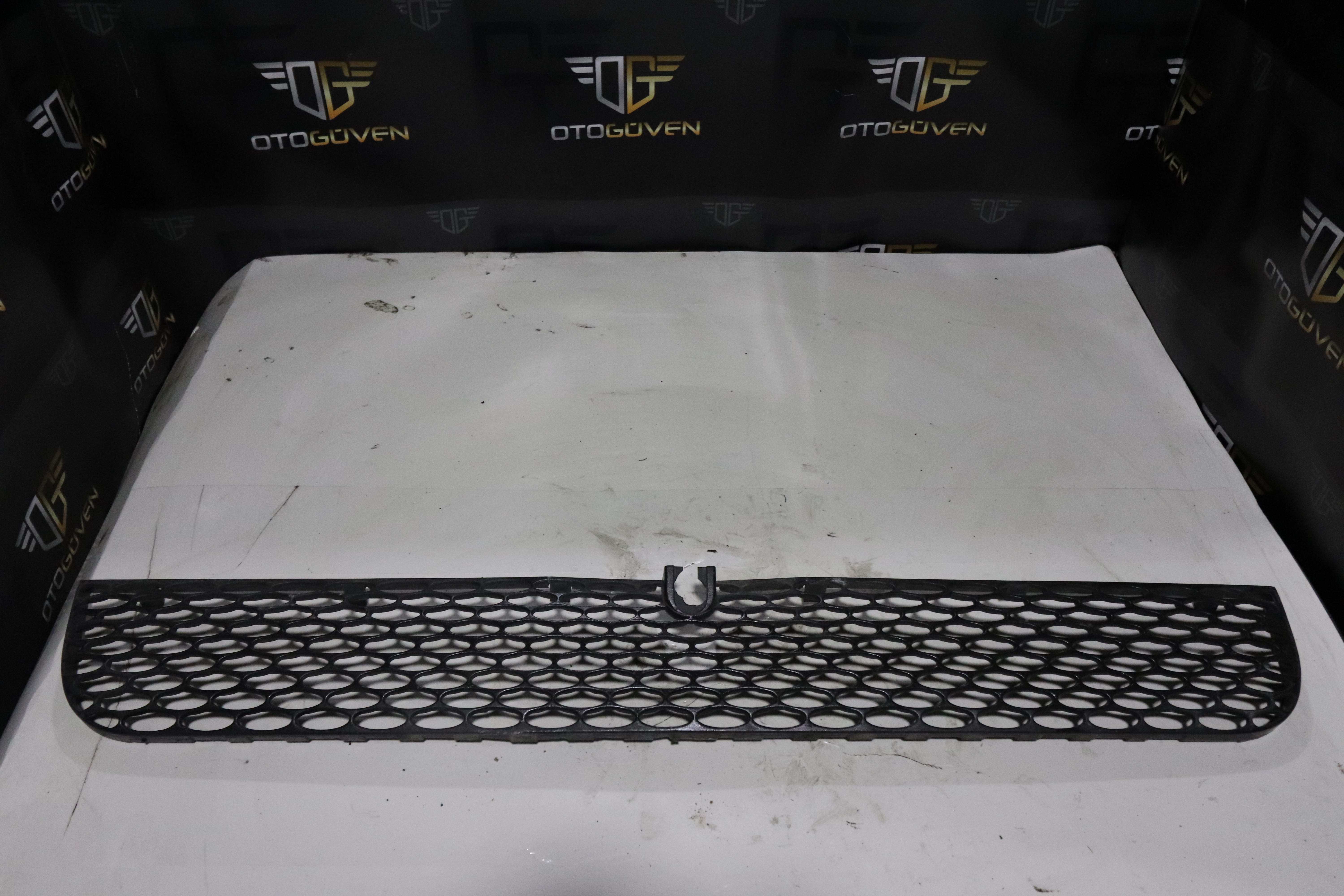 TRANSİT V184 PANEL ORTA IZGARA