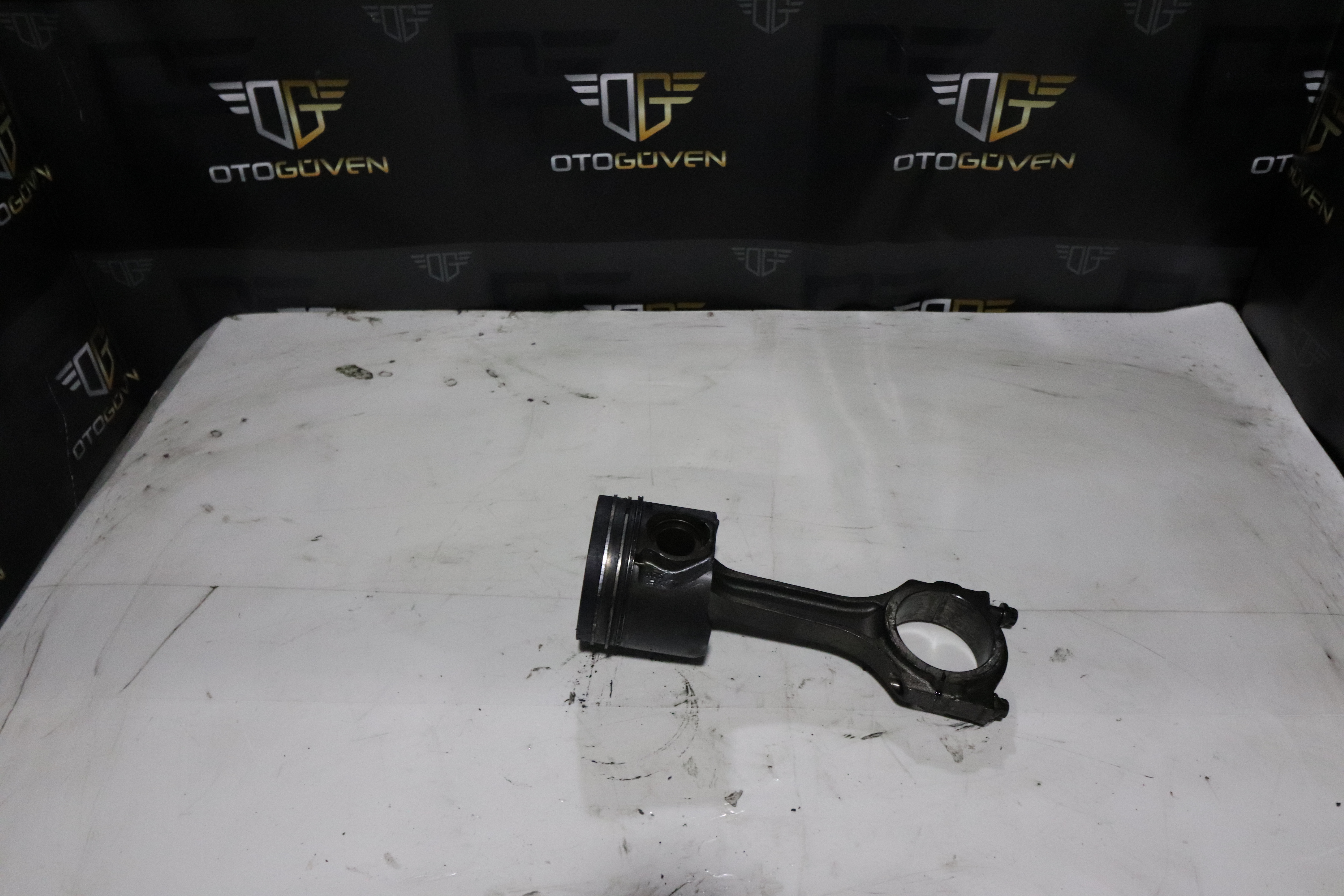 TRANSİT V184 PİSTON KOLU