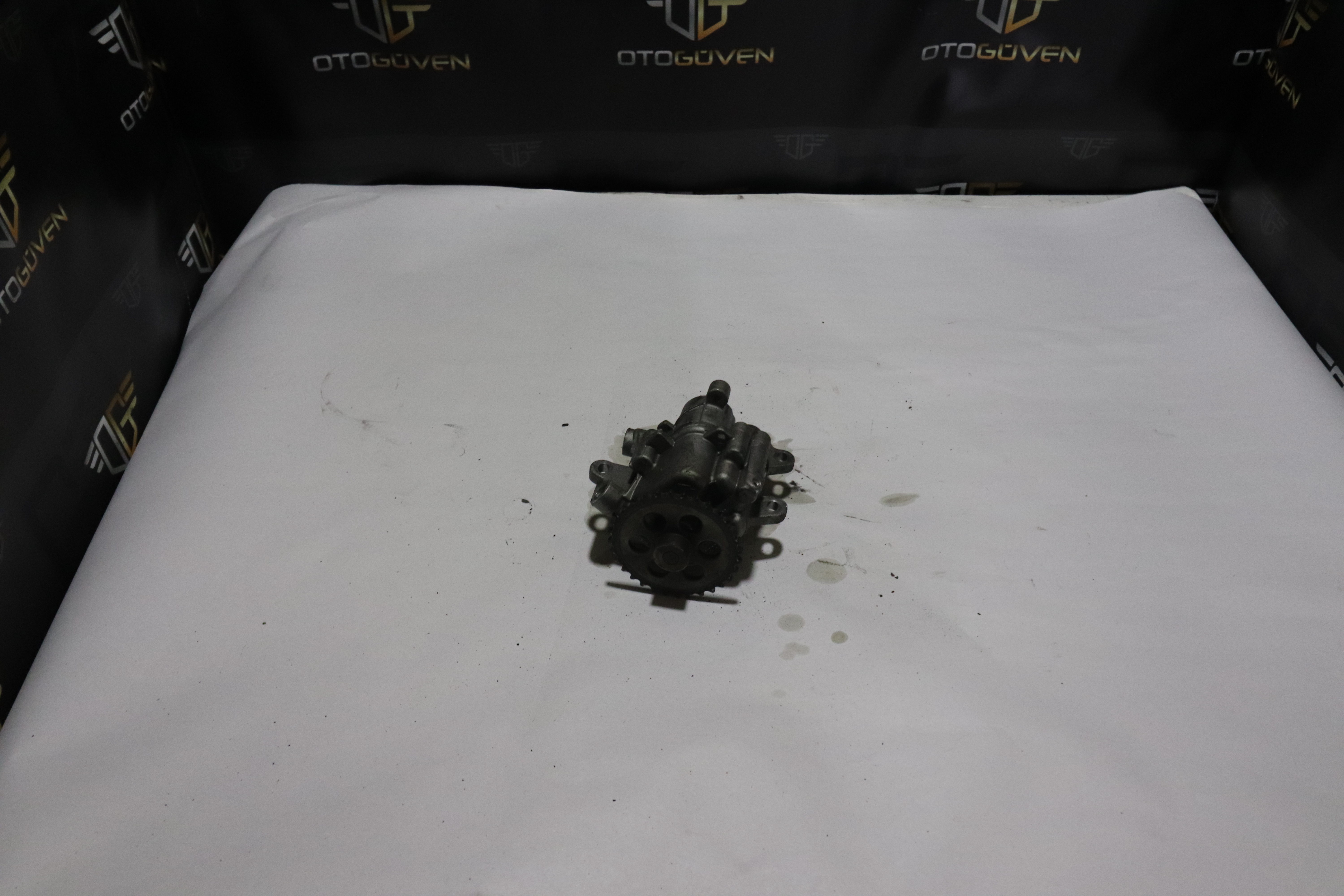 TRANSİT V184 YAĞ POMPASI