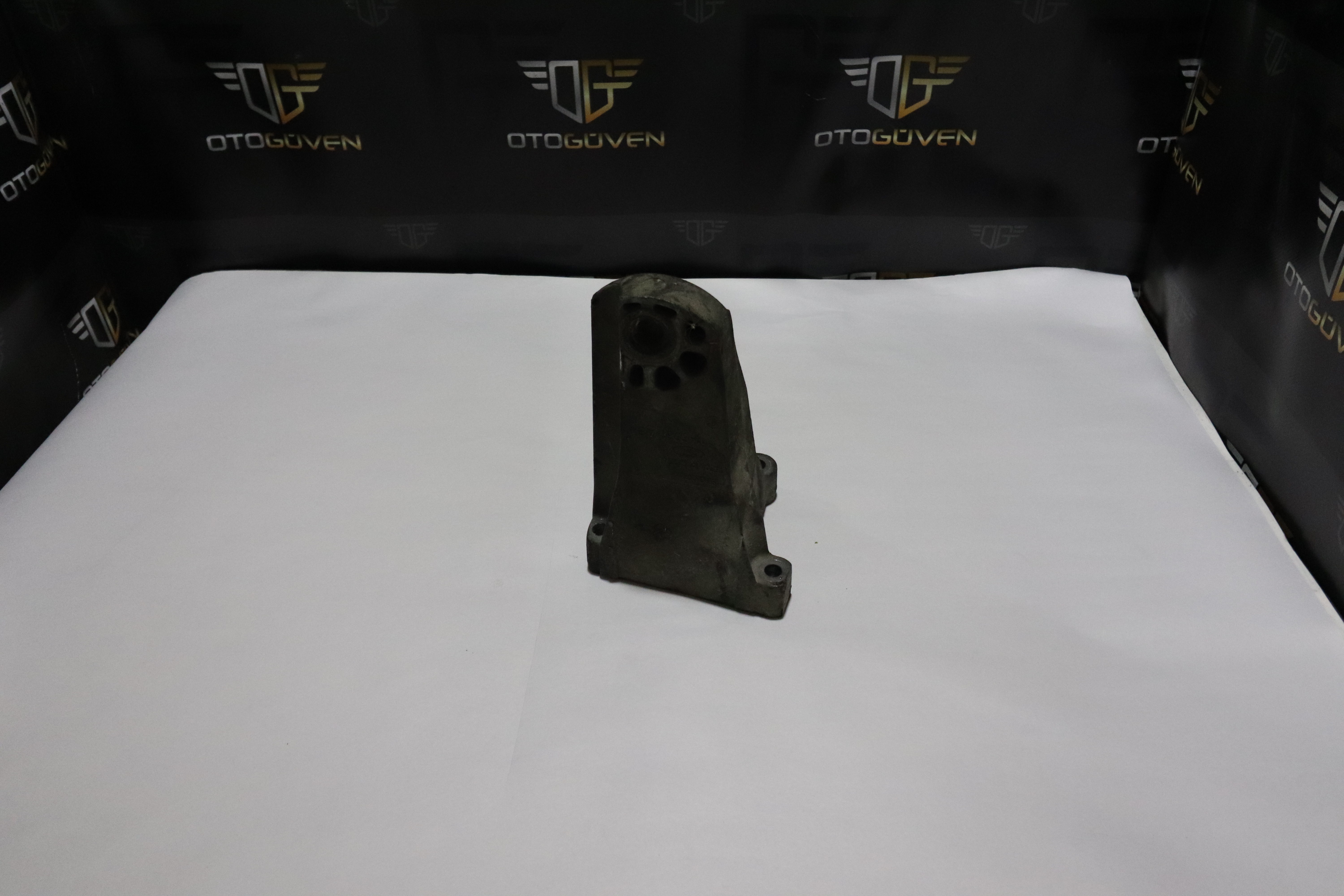 TRANSİT V347 MOTOR KULAĞI