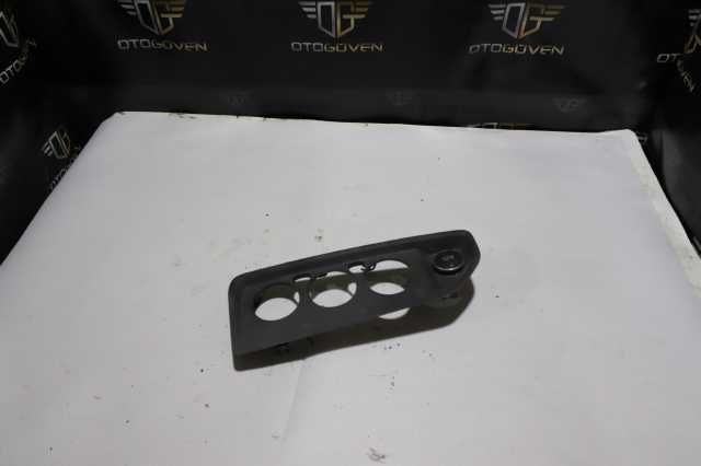 TRANSİT V363 KLİMA DÜĞME ÇERÇEVESİ