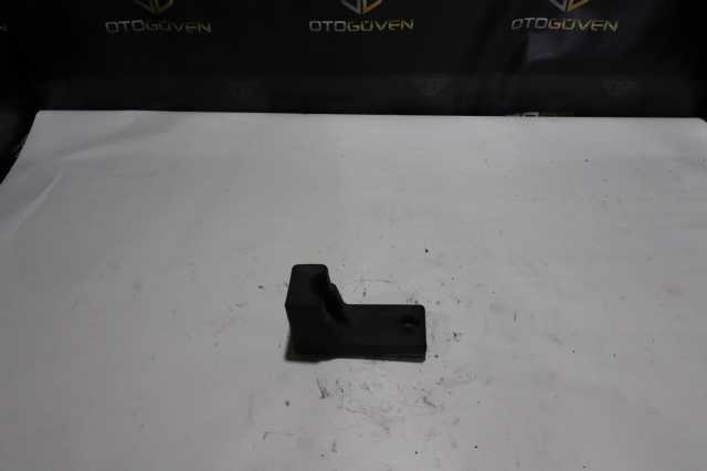 TRANSİT V363 SÜRGÜLÜ KAPI ÖN PLASTİK